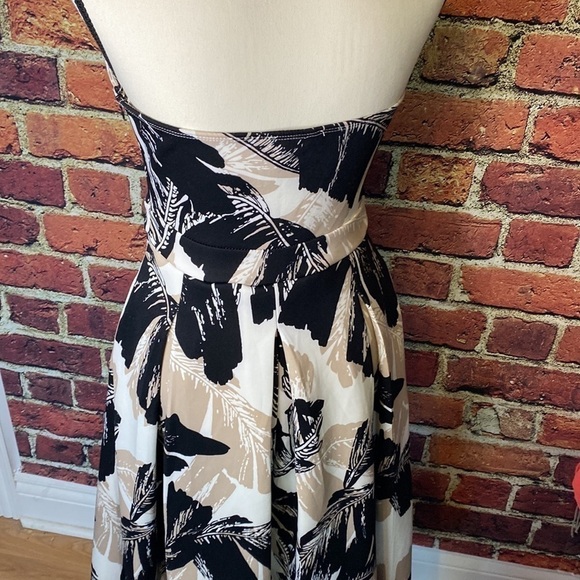 Revamped Strapless Tan & Black Skater Dress Size S - Picture 11 of 17